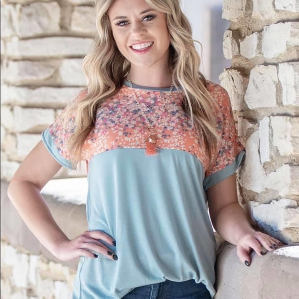 NWT beautiful teal shirt with flowers